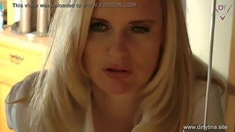 Solo Play And Pussyfucking With Mature Mom