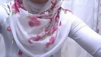 Tyrkisk Muslimsk Kvinde I Hijab